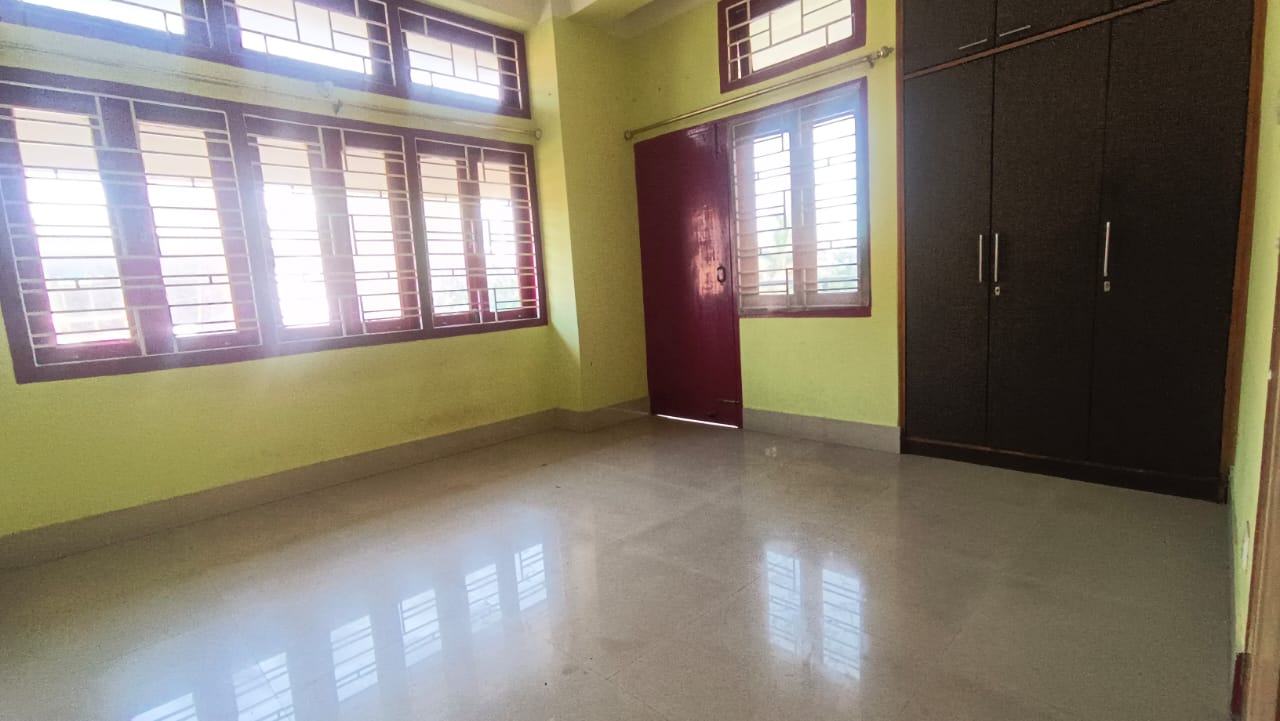 Unfurnished 3bhk in 1, Bye Lane 2, Beltola, Guwahati, Assam, India for Rent